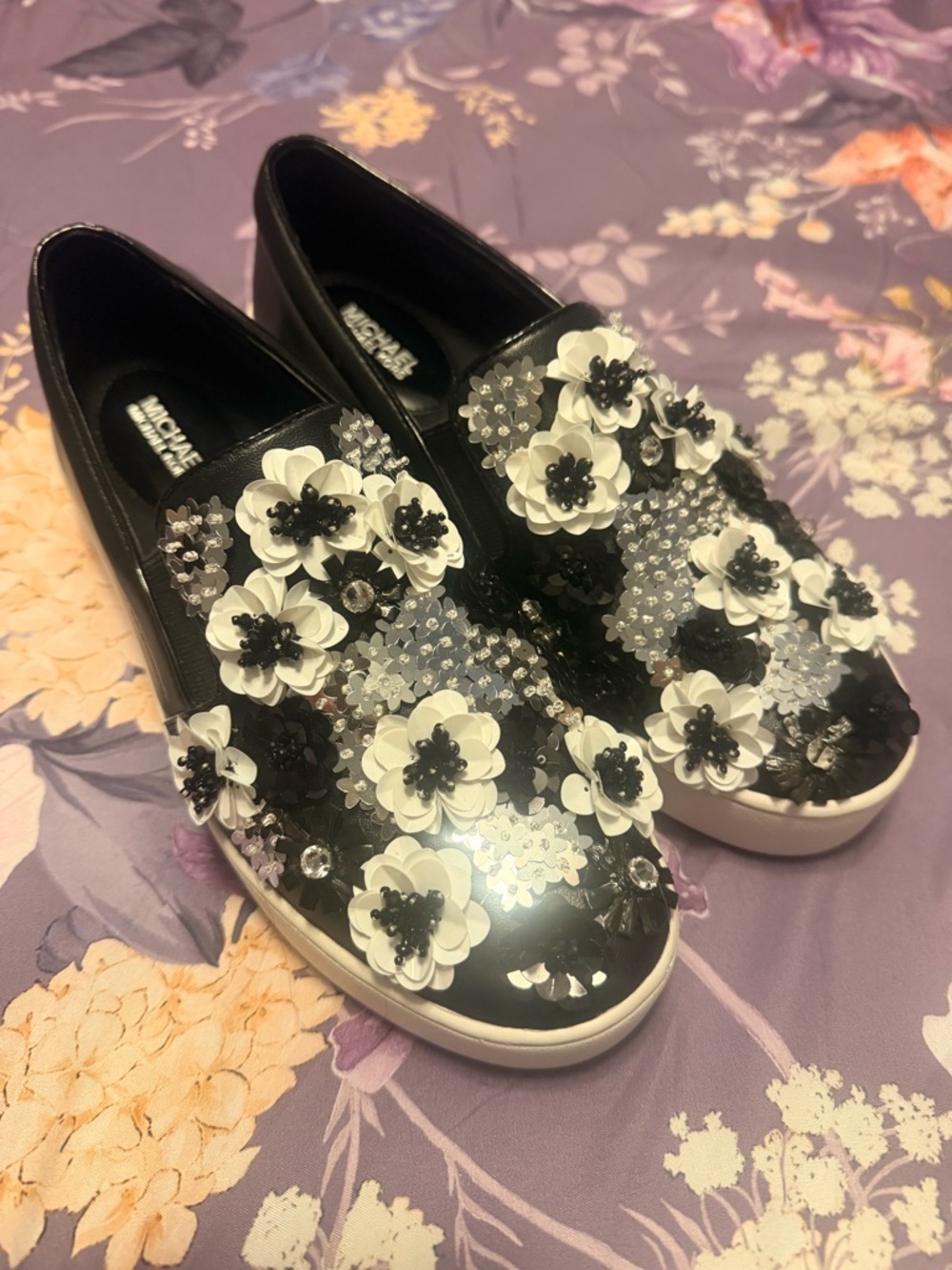 Michael Kors Trent leather slip on with flowers - Picture 4 of 9
